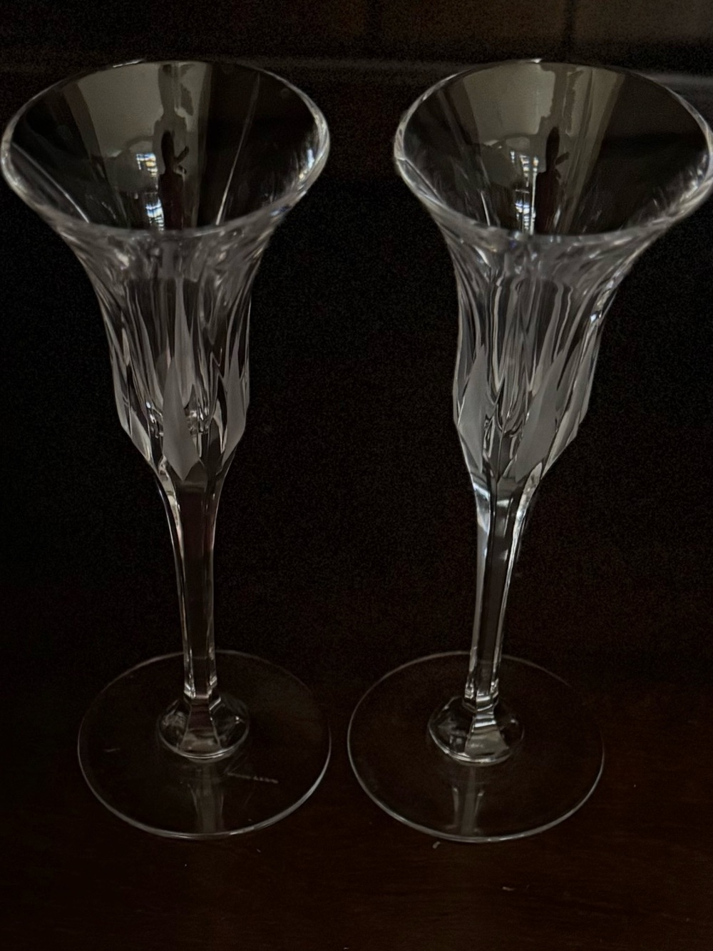 Set of 2 Mikasa Flame D'Amore Crystal Wine Glasses 7 3/4" D/c Cut Frosted